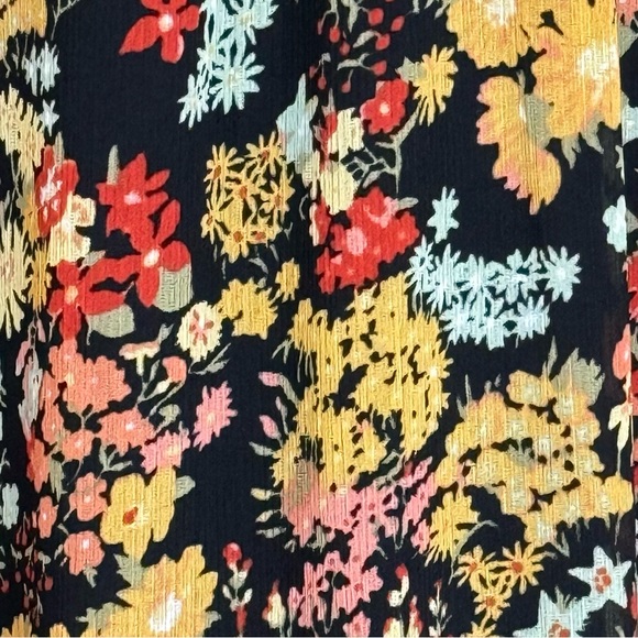 Madewell Dark Floral Flutter Sleeve V-Neck Tiered Midi Dress Size 6 - Picture 12 of 16